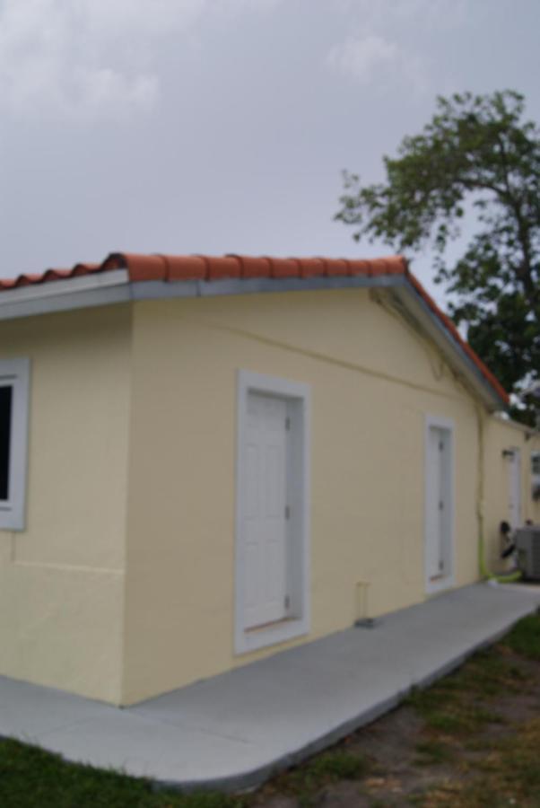 Private Studio Two Miles From Hard Rock Stadium Miami Gardens Exterior foto